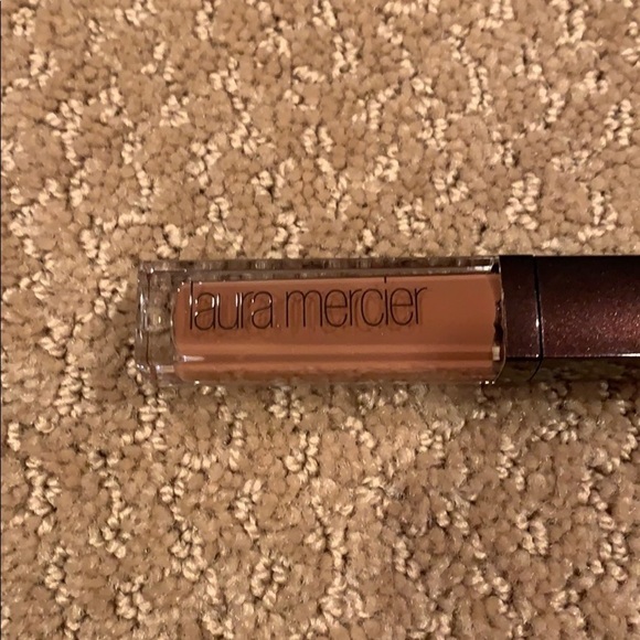 NWB Laura Mercier Lip Glacé in Cocoa Lait - Picture 2 of 3
